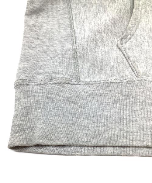 Champion REVERSE WEAVE（チャンピオン リバース ウィーブ）Champion REVERSE WEAVE (チャンピオン リバース ウィーブ) プルオーバーパーカー グレー サイズ:Mの古着・服飾アイテム