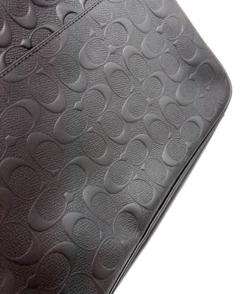 COACH（コーチ）COACH (コーチ) クラッチバッグ シグネチャー ブラックの古着・服飾アイテム