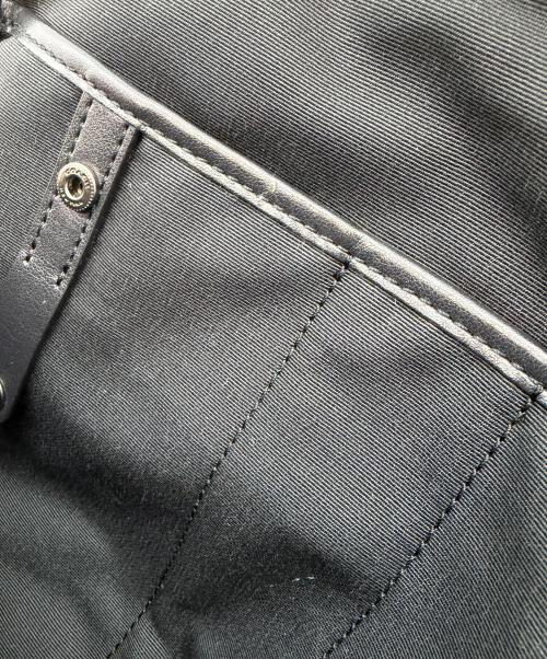 COACH（コーチ）COACH (コーチ) クラッチバッグ シグネチャー ブラックの古着・服飾アイテム