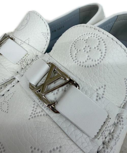 LOUIS VUITTON（ルイ ヴィトン）LOUIS VUITTON (ルイ ヴィトン) ローファー ホッケンハイムライン モノグラム ホワイト サイズ:SIZE 8 1/2の古着・服飾アイテム