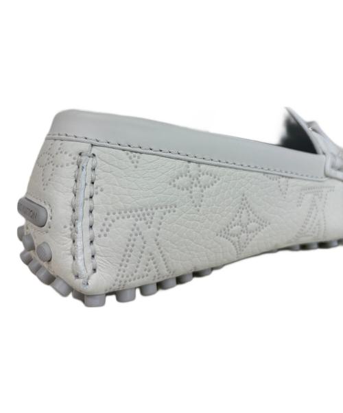 LOUIS VUITTON（ルイ ヴィトン）LOUIS VUITTON (ルイ ヴィトン) ローファー ホッケンハイムライン モノグラム ホワイト サイズ:SIZE 8 1/2の古着・服飾アイテム