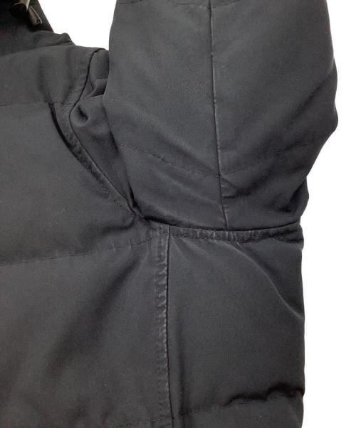 CANADA GOOSE（カナダグース）CANADA GOOSE (カナダグース) ダウンコート ネイビー サイズ:Sの古着・服飾アイテム
