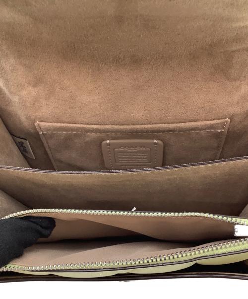 COACH（コーチ）COACH (コーチ) ミニウォレット オン ア チェーン パフィー ダイヤモンド キルティング グリーンの古着・服飾アイテム
