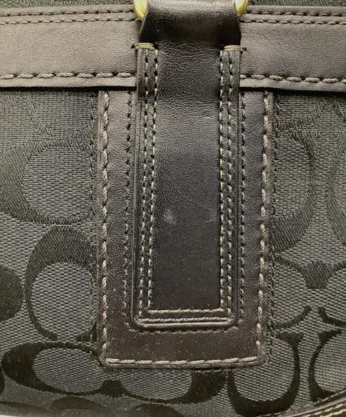 COACH（コーチ）COACH (コーチ) シグネチャーハンドバッグ ブラックの古着・服飾アイテム