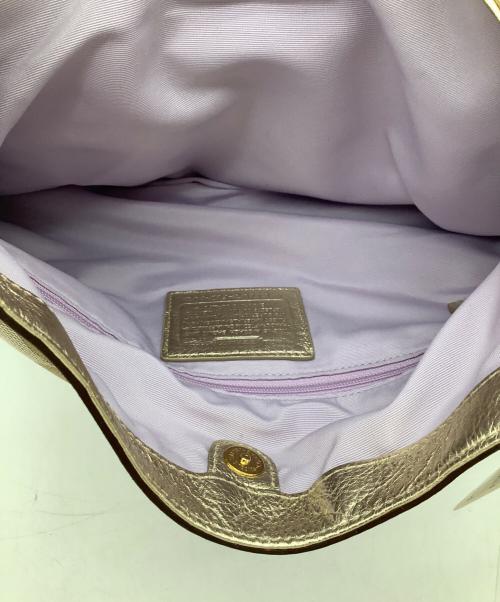 COACH（コーチ）COACH (コーチ) ソーホー シグネチャー ラージ ホーボー ベージュの古着・服飾アイテム