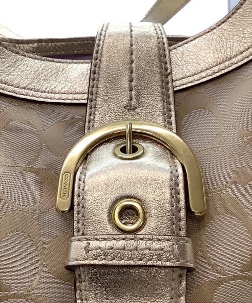 COACH（コーチ）COACH (コーチ) ソーホー シグネチャー ラージ ホーボー ベージュの古着・服飾アイテム