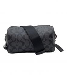 COACH（コーチ）の古着「アクセル クロスボディ　シグネチャー キャンバス バッグ」｜ブラック