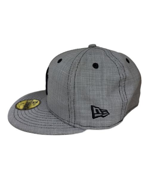 New Era（ニューエラ）New Era (ニューエラ) Ermenegildo Zegna (エルメネジルド・ゼニア) 59FIFTY NEW YORK YANKEES グレー サイズ:SIZE 7 1/8(56.8cm)の古着・服飾アイテム