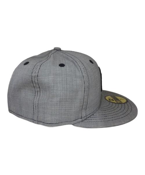 New Era（ニューエラ）New Era (ニューエラ) Ermenegildo Zegna (エルメネジルド・ゼニア) 59FIFTY NEW YORK YANKEES グレー サイズ:SIZE 7 1/8(56.8cm)の古着・服飾アイテム