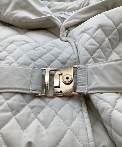 HER LIP TO（ハーリップトゥ）HER LIP TO (ハーリップトゥ) Madison Quilted Short Coat ホワイト サイズ:Mの古着・服飾アイテム