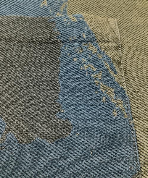 OAMC（オーエーエムシー）OAMC (オーエーエムシー) 迷彩　総柄カバーオール カーキ×ネイビー サイズ:Lの古着・服飾アイテム