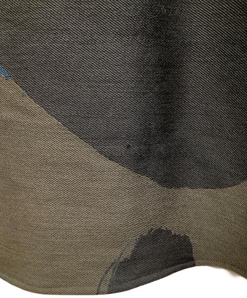 OAMC（オーエーエムシー）OAMC (オーエーエムシー) 迷彩　総柄カバーオール カーキ×ネイビー サイズ:Lの古着・服飾アイテム