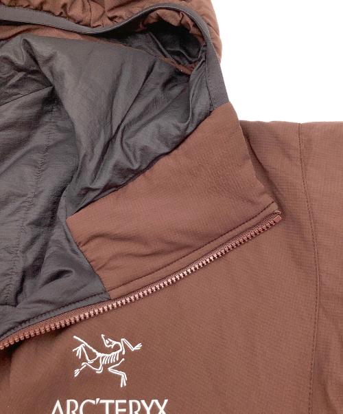 ARC'TERYX（アークテリクス）ARC'TERYX (アークテリクス) フーデッドジャケット ブラウン サイズ:Lの古着・服飾アイテム