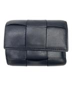 BOTTEGA VENETAボッテガベネタ）の古着「3つ折り財布　マキシイントレチャート」｜ブラック