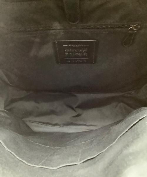 COACH（コーチ）COACH (コーチ) リュック　シグネチャー ネイビーの古着・服飾アイテム
