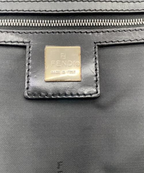 FENDI（フェンディ）FENDI (フェンディ) トートバッグ　ズッカ ブラックの古着・服飾アイテム