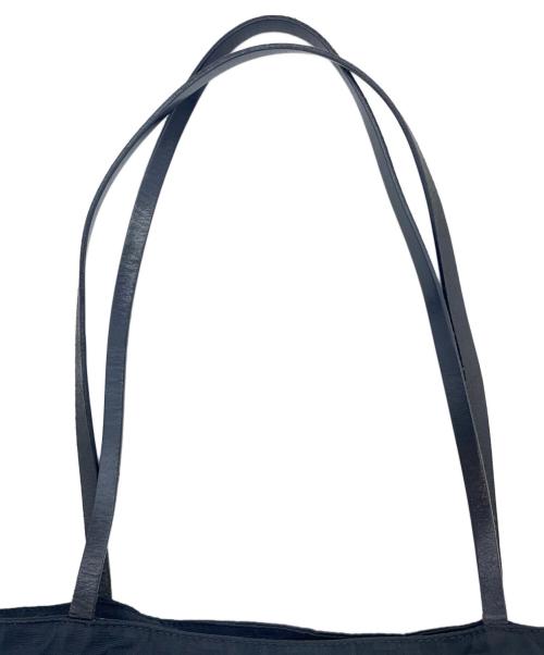 FENDI（フェンディ）FENDI (フェンディ) トートバッグ　ズッカ ブラックの古着・服飾アイテム