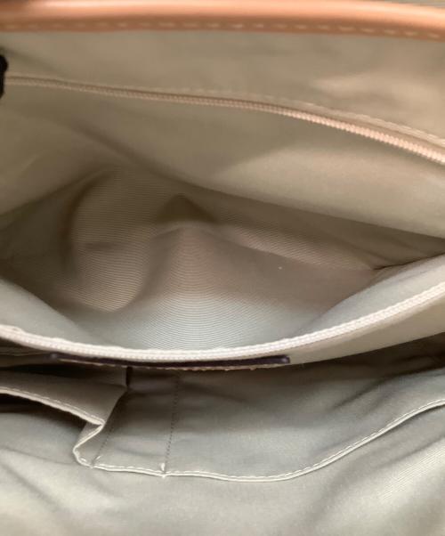 COACH（コーチ）COACH (コーチ) ハンプトンズ シグネチャー サッチェル　ハンドバッグ ベージュの古着・服飾アイテム