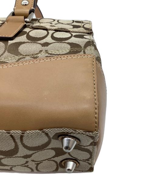 COACH（コーチ）COACH (コーチ) ハンプトンズ シグネチャー サッチェル　ハンドバッグ ベージュの古着・服飾アイテム