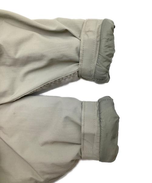 US ARMY（ユーエスアーミー）US ARMY (ユーエスアーミー) ECWCS GEN3 LEVEL7 JACKET ベージュ サイズ:Sの古着・服飾アイテム