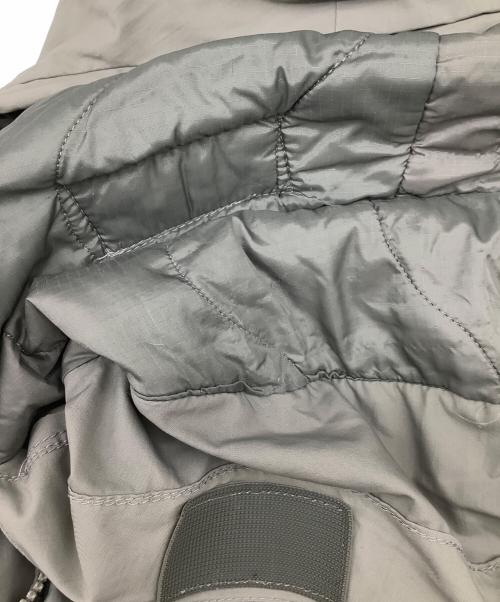 US ARMY（ユーエスアーミー）US ARMY (ユーエスアーミー) ECWCS GEN3 LEVEL7 JACKET ベージュ サイズ:Sの古着・服飾アイテム