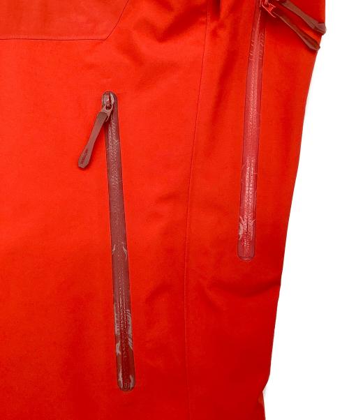 ARC'TERYX（アークテリクス）ARC'TERYX (アークテリクス) BETA SL HYBRID JACKET レッド サイズ:Sの古着・服飾アイテム