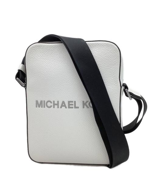 MICHAEL KORS（マイケルコース）MICHAEL KORS (マイケルコース) COOPER　ショルダーバッグ ホワイトの古着・服飾アイテム