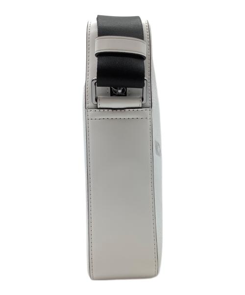 MICHAEL KORS（マイケルコース）MICHAEL KORS (マイケルコース) COOPER　ショルダーバッグ ホワイトの古着・服飾アイテム