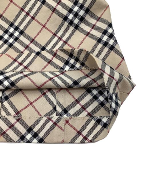 BURBERRY LONDON（バーバリーロンドン）BURBERRY LONDON (バーバリーロンドン) ノースリーブワンピース ベージュ サイズ:38の古着・服飾アイテム