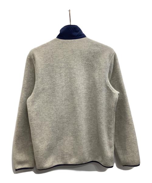 Patagonia（パタゴニア）Patagonia (パタゴニア) シンチラジャケット グレー サイズ:Mの古着・服飾アイテム