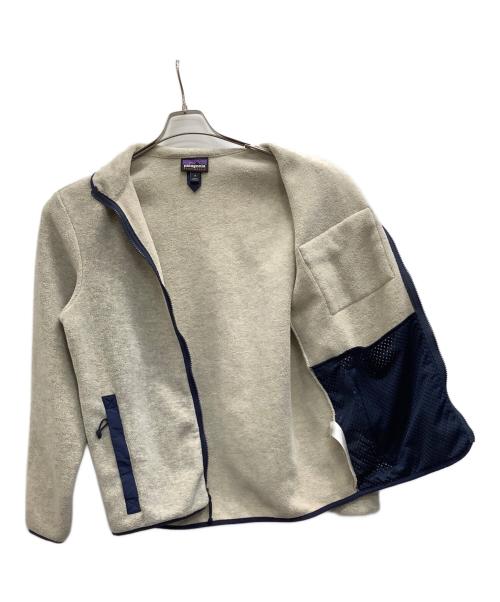 Patagonia（パタゴニア）Patagonia (パタゴニア) シンチラジャケット グレー サイズ:Mの古着・服飾アイテム