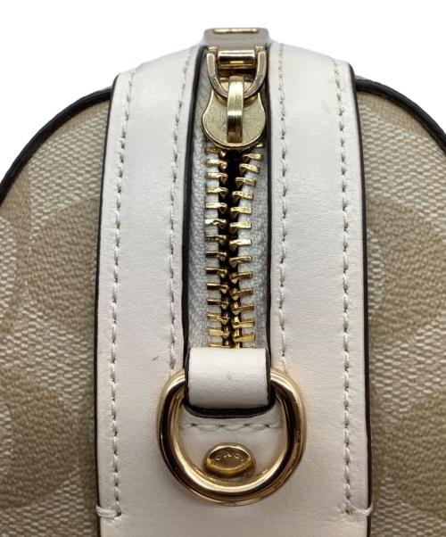 COACH（コーチ）COACH (コーチ)  ローアン サッチェル（Signature Rowan Satchel）　2WAYバッグ ベージュ×ホワイトの古着・服飾アイテム