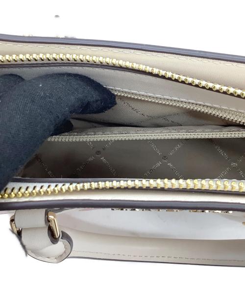 MICHAEL KORS（マイケルコース）MICHAEL KORS (マイケルコース) センタージップサッシェル ベージュの古着・服飾アイテム