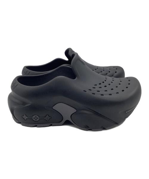 LOUIS VUITTON（ルイ ヴィトン）LOUIS VUITTON (ルイ ヴィトン) スリッポン シャーク・ラインサンダル ブラック サイズ:6の古着・服飾アイテム