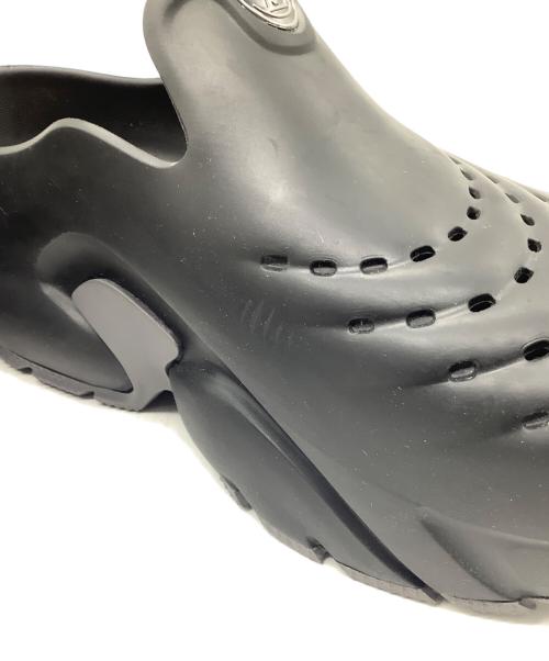 LOUIS VUITTON（ルイ ヴィトン）LOUIS VUITTON (ルイ ヴィトン) スリッポン シャーク・ラインサンダル ブラック サイズ:6の古着・服飾アイテム