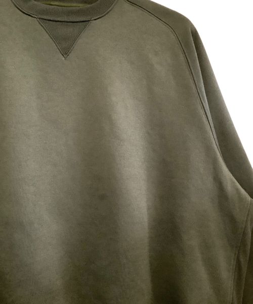 DAIWA（ダイワ）DAIWA (ダイワ) TECH FREEDOM SLEEVE CREW NECK SWEAT オリーブ サイズ:Mの古着・服飾アイテム