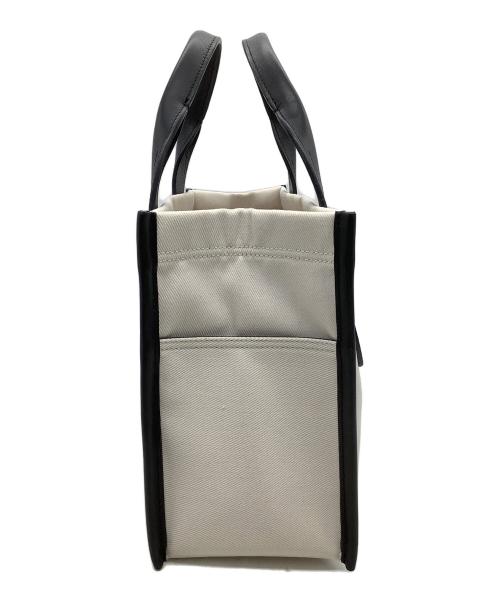 J&M DAVIDSON（ジェイ＆エム デヴィッドソン）J&M DAVIDSON (ジェイ＆エム デヴィッドソン) バブーシュカバッグ アイボリー×ブラック サイズ:表記なしの古着・服飾アイテム