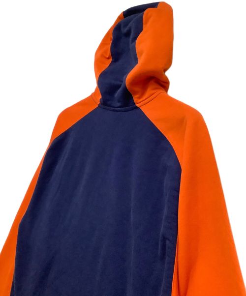 NIKE（ナイキ）NIKE (ナイキ) ワッペン付きプルオーバーパーカー オレンジ×ネイビー サイズ:Lの古着・服飾アイテム
