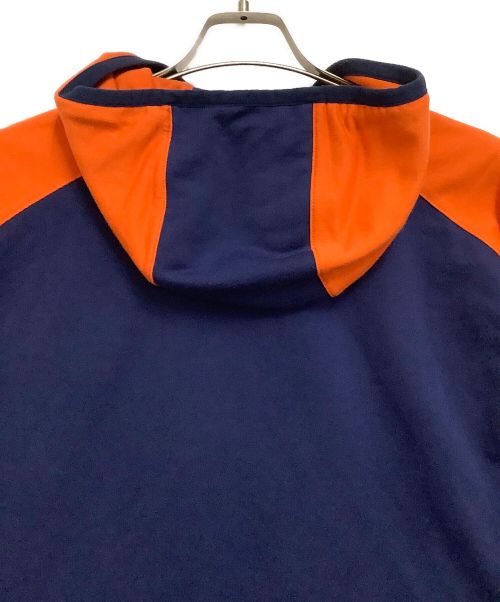 NIKE（ナイキ）NIKE (ナイキ) ワッペン付きプルオーバーパーカー オレンジ×ネイビー サイズ:Lの古着・服飾アイテム