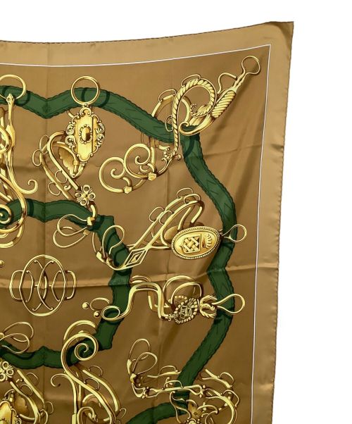 HERMES（エルメス）HERMES (エルメス) スカーフ カレ90 1950～1960年代 ベージュの古着・服飾アイテム