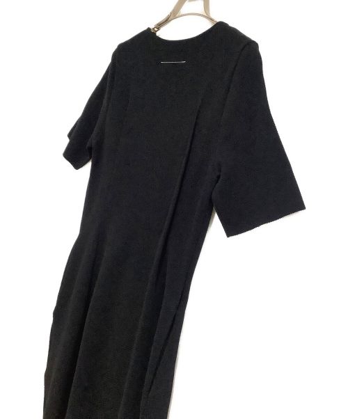 MM6 Maison Margiela（エムエムシックスメゾンマルジェラ）MM6 Maison Margiela (エムエムシックス メゾンマルジェラ) 半袖ワンピース ブラック サイズ:M 未使用品の古着・服飾アイテム