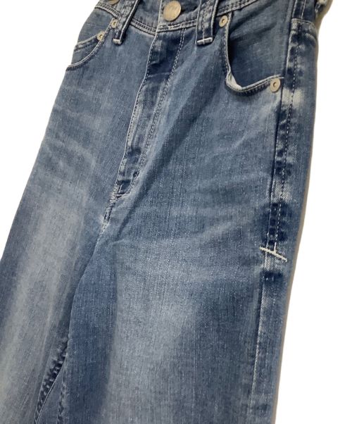 YANUK（ヤヌーク）YANUK (ヤヌーク) ワイドストレートデニムパンツ ブルー サイズ:21 未使用品の古着・服飾アイテム