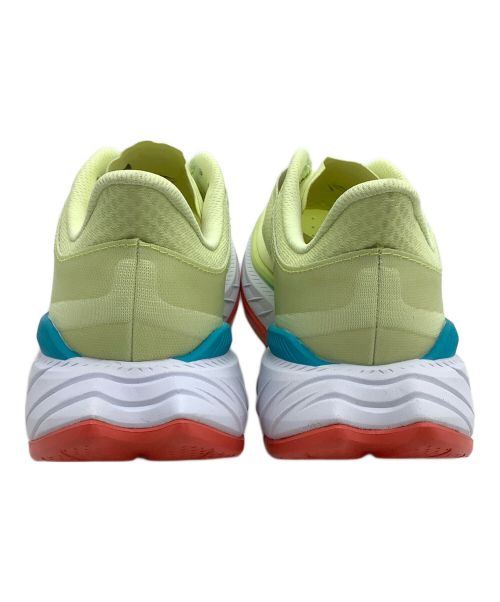 HOKAONEONE（ホカオネオネ）HOKAONEONE (ホカオネオネ) ランニングシューズ イエロー サイズ:25の古着・服飾アイテム