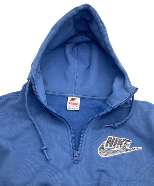 SUPREME（シュプリーム）SUPREME (シュプリーム) NIKE (ナイキ) プルオーバーパーカー ブルー サイズ:Mの古着・服飾アイテム
