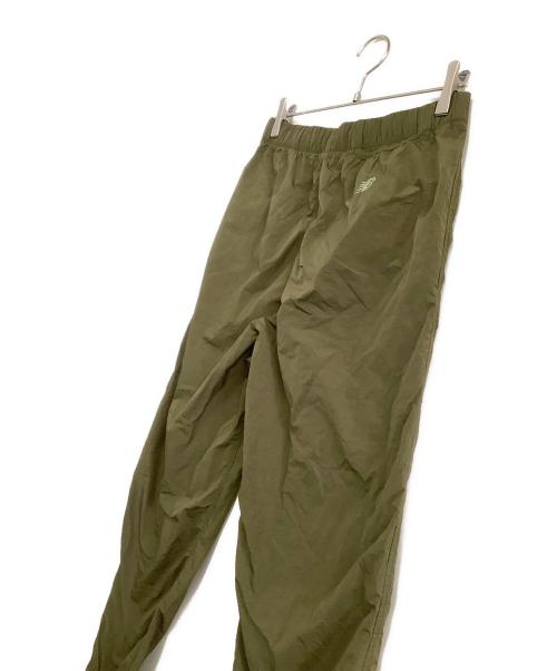 NEW BALANCE（ニューバランス）NEW BALANCE (ニューバランス) tokyo design studio (トウキョウデザインスタジオ) ナイロンパンツ ダークモス サイズ:1の古着・服飾アイテム