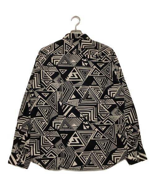 MASSES（マシス）MASSES (マシス) シャツ 	GEOMETRIC SHIRTS ブラック×ホワイト サイズ:Mの古着・服飾アイテム