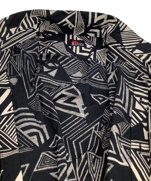 MASSES（マシス）MASSES (マシス) シャツ 	GEOMETRIC SHIRTS ブラック×ホワイト サイズ:Mの古着・服飾アイテム