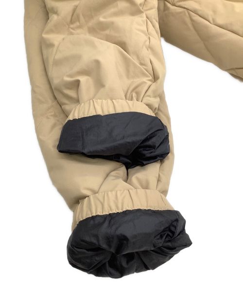 Yeti（イエティ）Yeti (イエティ) COLLARLESS DOWN JACKET ベージュ サイズ:Mの古着・服飾アイテム