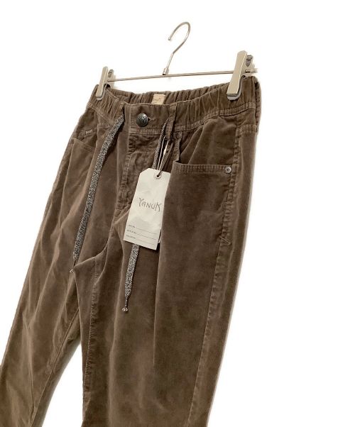YANUK（ヤヌーク）YANUK (ヤヌーク) パンツ ウィンター リゾート ジーンズ 21W ブラウン サイズ:M 未使用品の古着・服飾アイテム