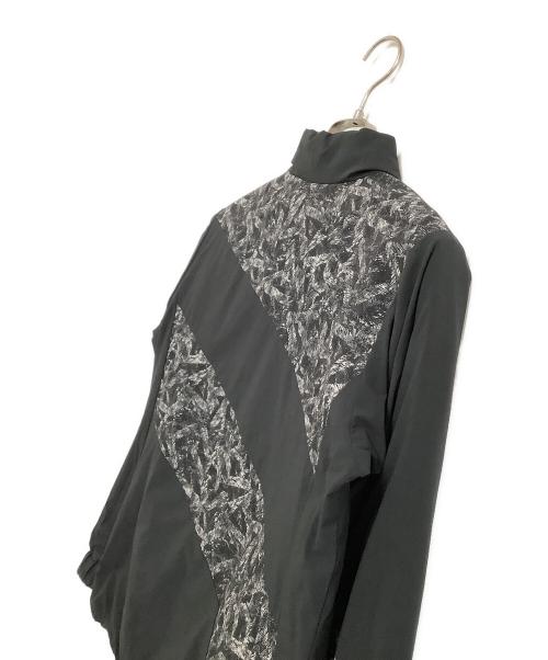 MUNSING WEAR（マンシングウェア）MUNSING WEAR (マンシングウェア) リバーシブル中綿ジャケット ブラック×グレー サイズ:Lの古着・服飾アイテム